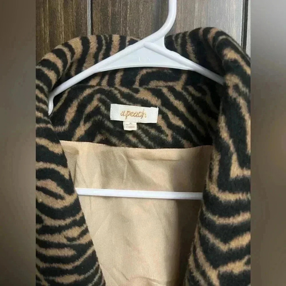 A. Peach Brushed Zebra Print Jacket. Size: Small - Picture 6 of 8